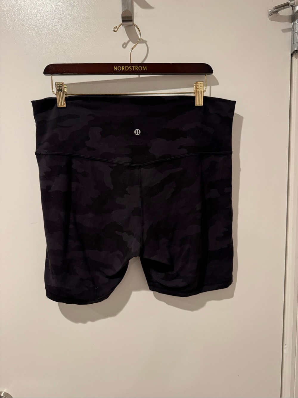 lululemon athletica Align Black Camo High-Rise Bike Shorts Size 14 - Picture 2 of 7